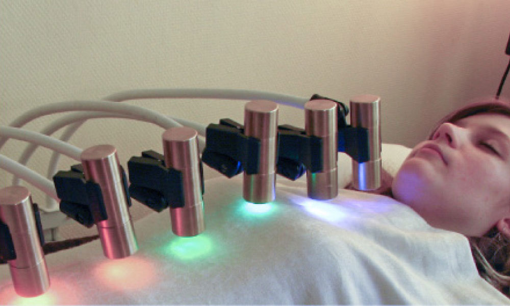 Edelstein-Lichttherapie mit Strahlern